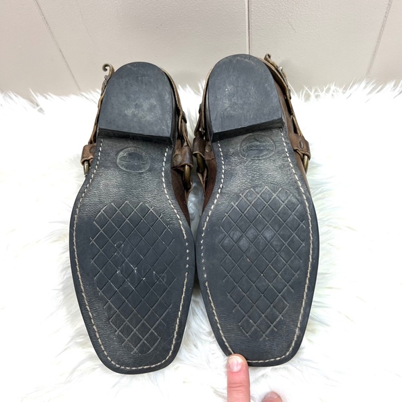 🚫SOLD! |•FRYE•| Leather Belted Harness Mule Boot - Picture 14 of 15